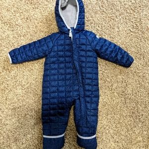 About snowsuit 18 months